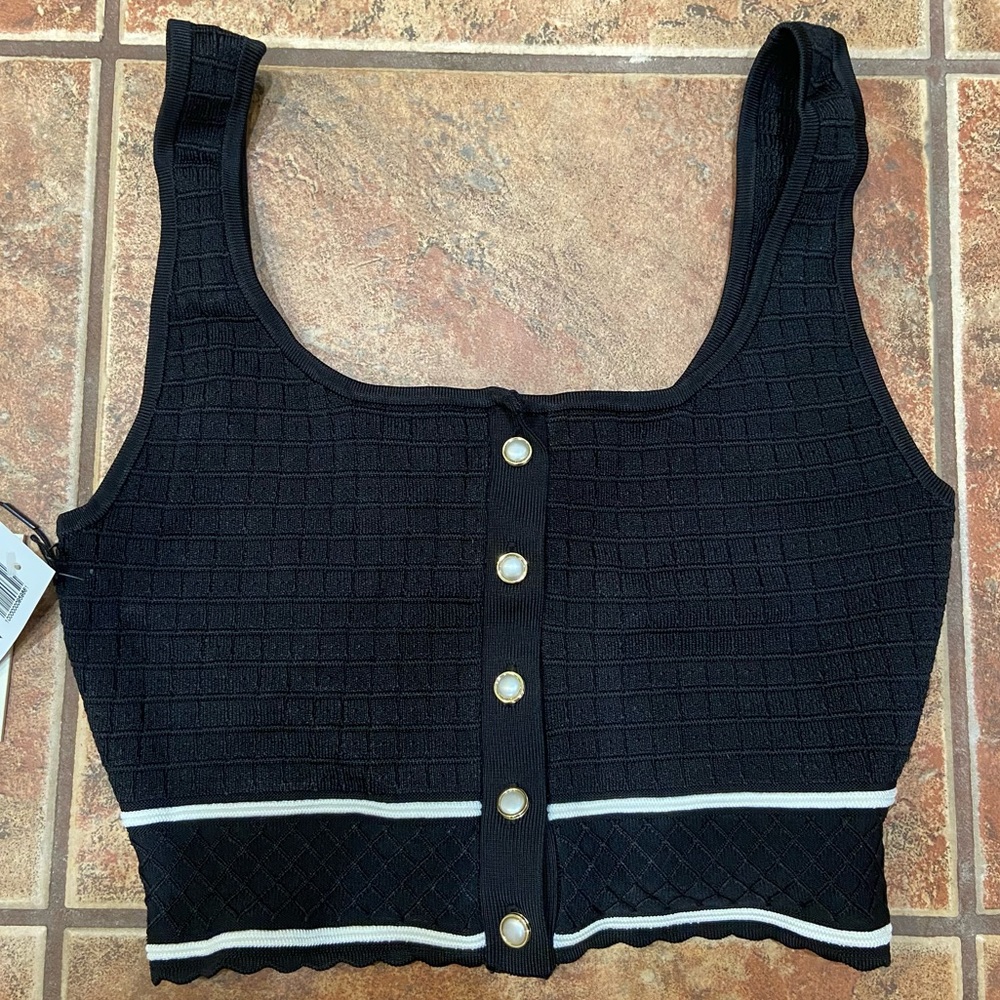 NWT Aritzia (Babaton) Sleeveless Crop Top - Small - Black/White - Pearl Buttons